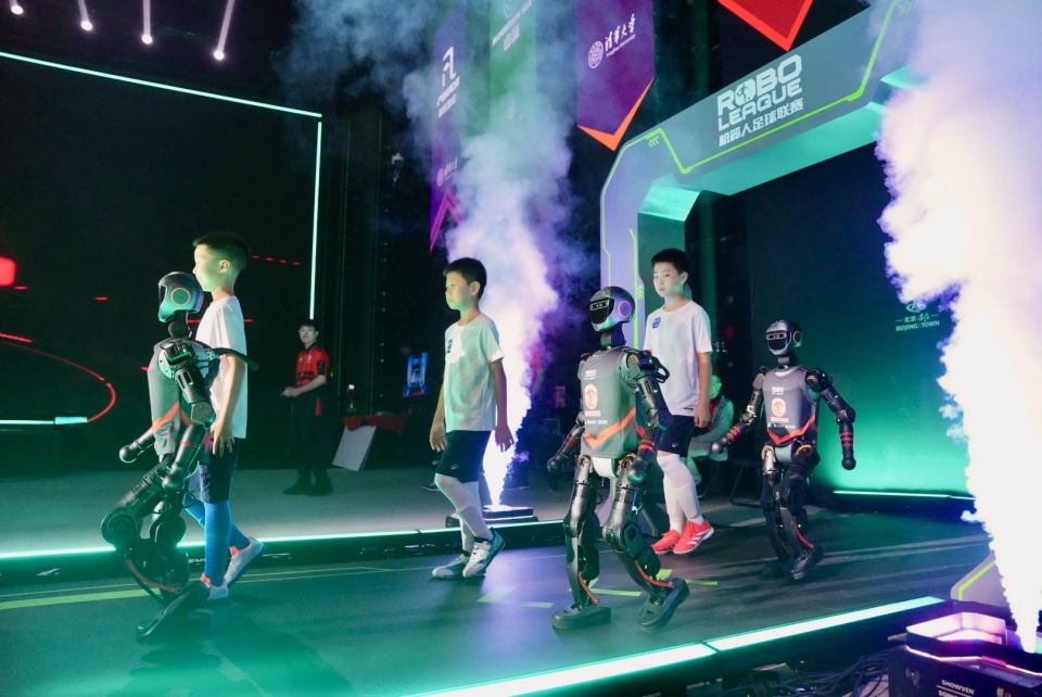 多个回合的 多个回合的